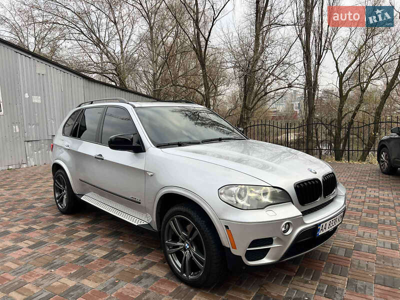 BMW X5 2011