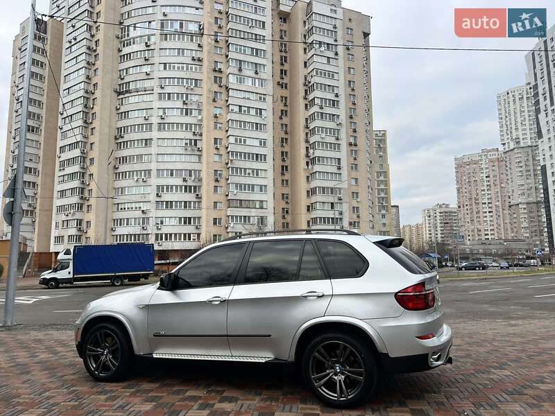 Внедорожник / Кроссовер BMW X5 2011 в Вознесенске