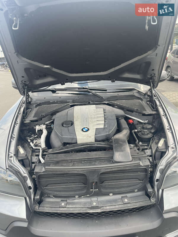 Позашляховик / Кросовер BMW X5 2008 в Києві