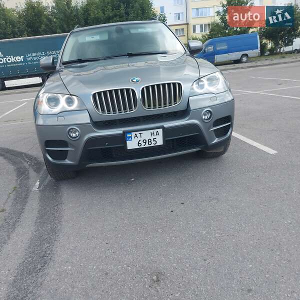 Позашляховик / Кросовер BMW X5 2012 в Івано-Франківську