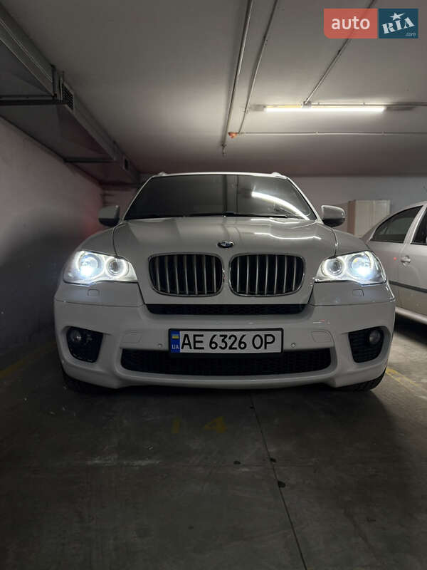 Позашляховик / Кросовер BMW X5 2011 в Дніпрі