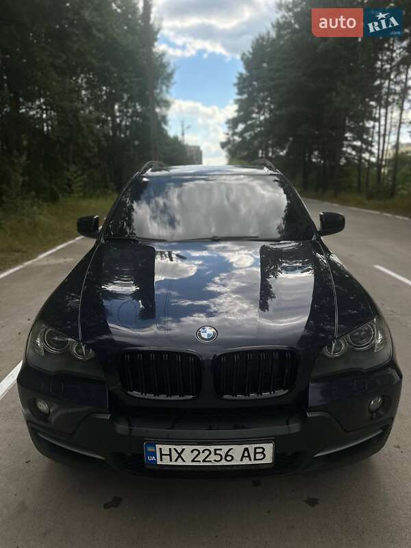 Внедорожник / Кроссовер BMW X5 2008 в Славуте