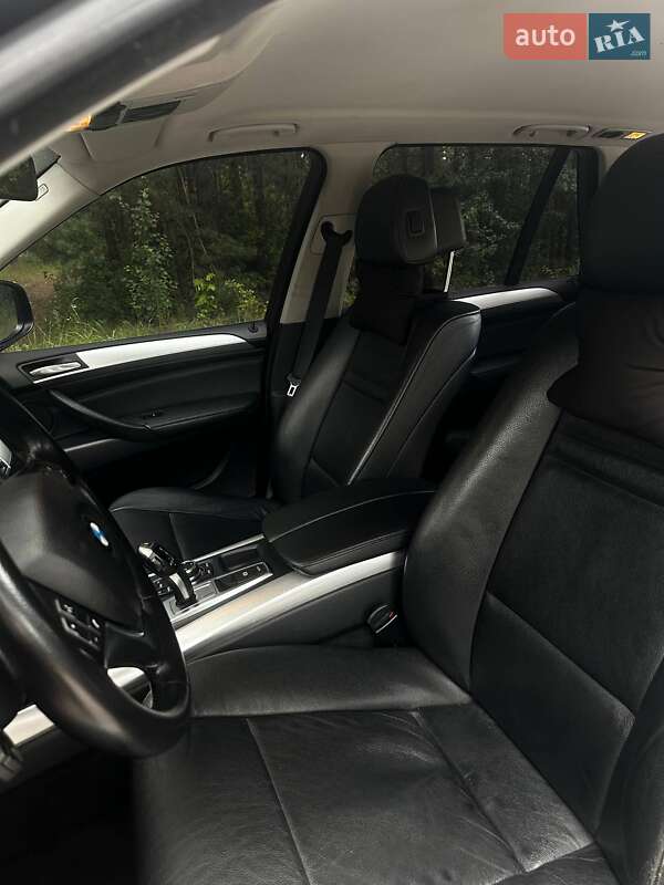 Внедорожник / Кроссовер BMW X5 2008 в Славуте
