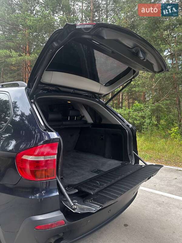 Внедорожник / Кроссовер BMW X5 2008 в Славуте
