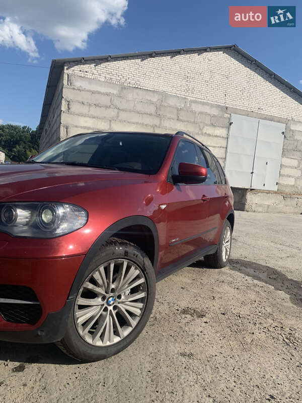 Внедорожник / Кроссовер BMW X5 2011 в Киеве