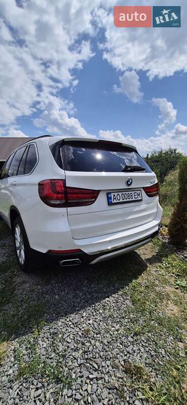 Внедорожник / Кроссовер BMW X5 2016 в Ужгороде