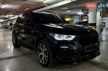 Внедорожник / Кроссовер BMW X5 2020 в Киеве
