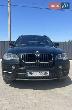 Внедорожник / Кроссовер BMW X5 2011 в Ровно
