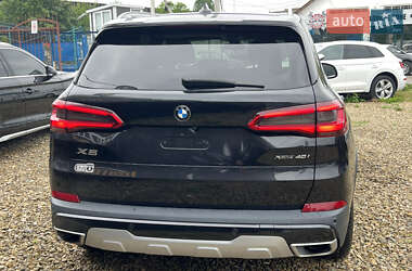 Внедорожник / Кроссовер BMW X5 2019 в 