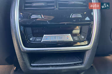 Внедорожник / Кроссовер BMW X5 2019 в 