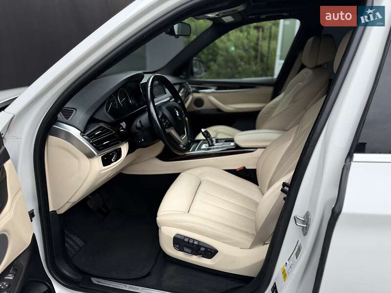 Внедорожник / Кроссовер BMW X5 2017 в Львове