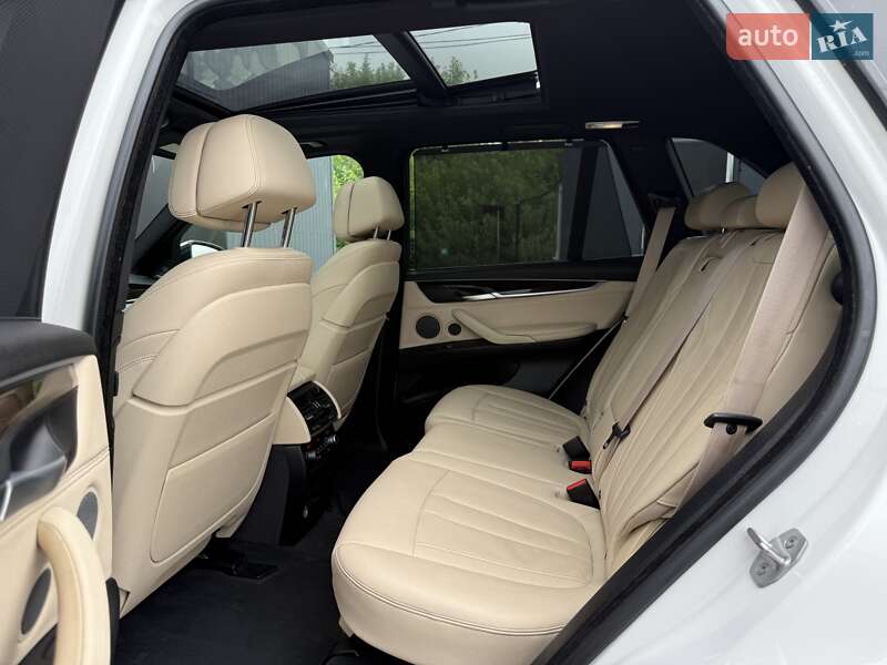Внедорожник / Кроссовер BMW X5 2017 в Львове