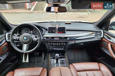 Позашляховик / Кросовер BMW X5 2014 в 