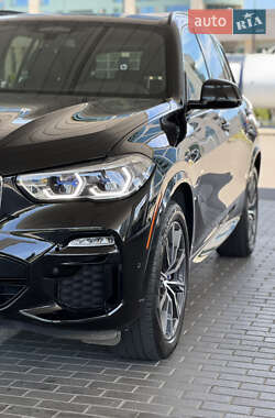 Внедорожник / Кроссовер BMW X5 2020 в 