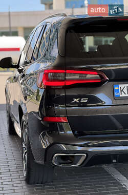 Внедорожник / Кроссовер BMW X5 2020 в 