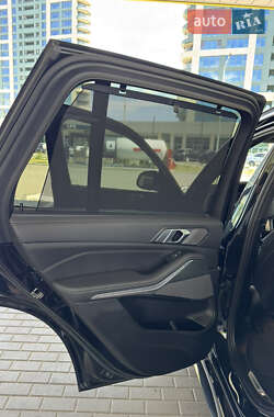 Внедорожник / Кроссовер BMW X5 2020 в 