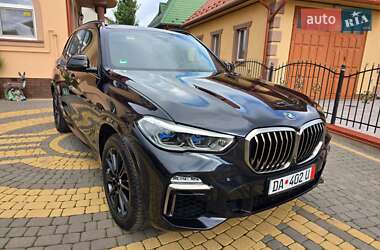 Позашляховик / Кросовер BMW X5 2019 в 