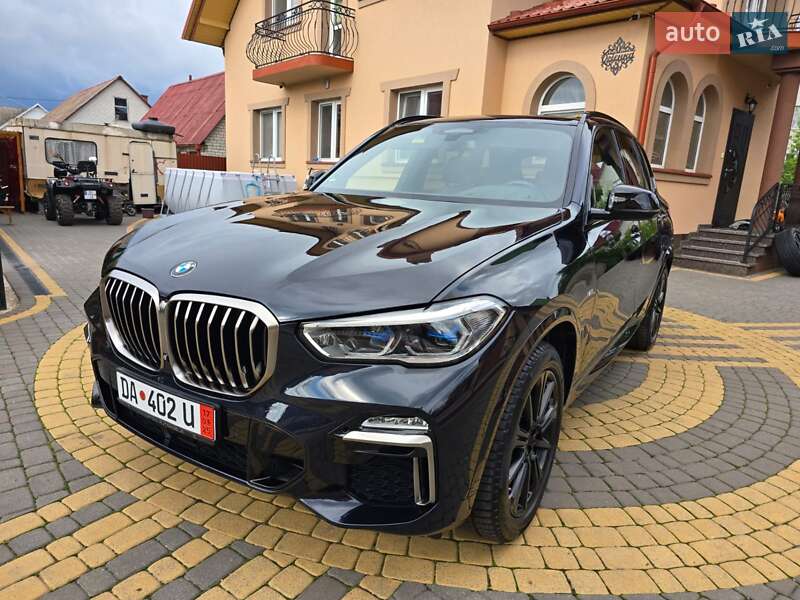 Позашляховик / Кросовер BMW X5 2019 в 