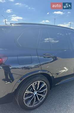 Внедорожник / Кроссовер BMW X5 2021 в 