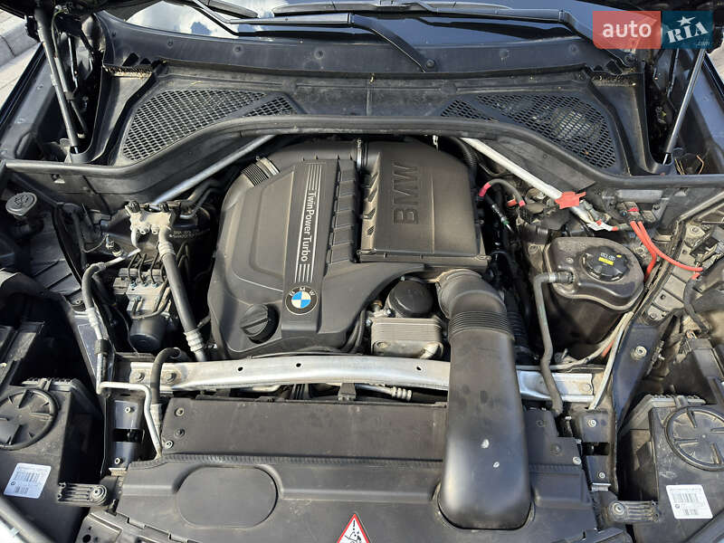 Позашляховик / Кросовер BMW X5 2014 в Черкасах