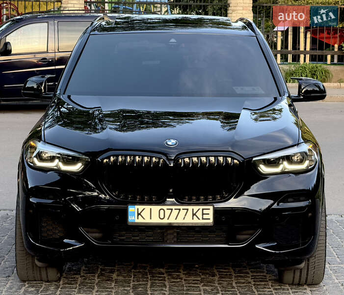 Внедорожник / Кроссовер BMW X5 2021 в Киеве