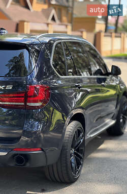 Позашляховик / Кросовер BMW X5 2015 в Києві