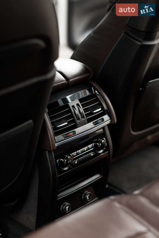 Внедорожник / Кроссовер BMW X5 2014 в Львове