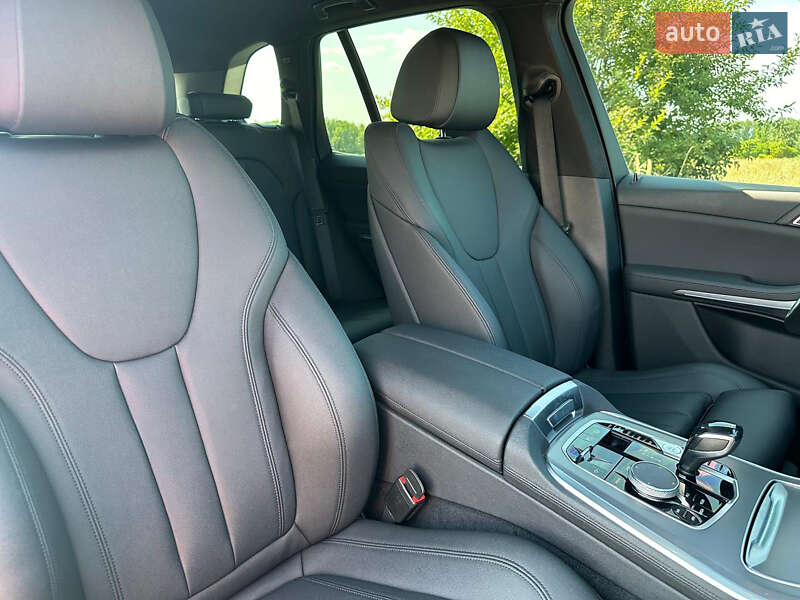 Внедорожник / Кроссовер BMW X5 2019 в Житомире