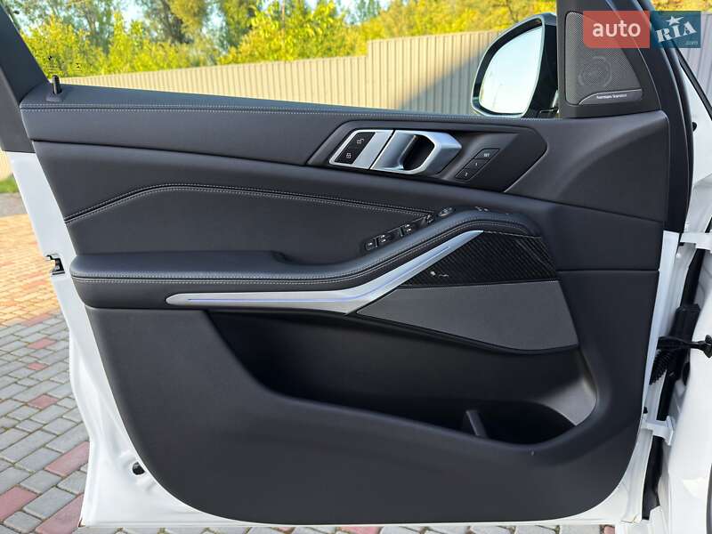 Позашляховик / Кросовер BMW X5 2020 в Луцьку