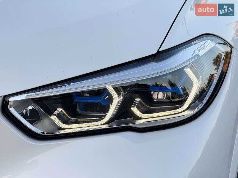 Позашляховик / Кросовер BMW X5 2020 в Луцьку