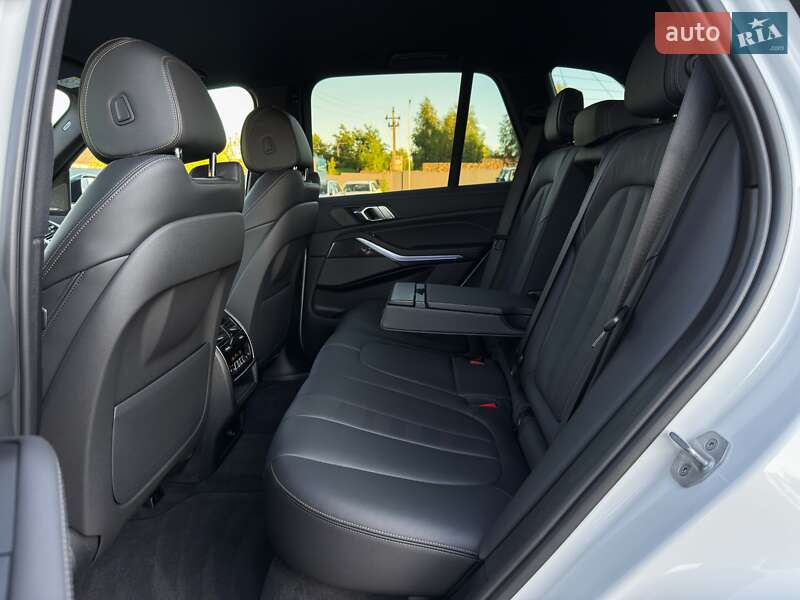 Позашляховик / Кросовер BMW X5 2020 в Луцьку