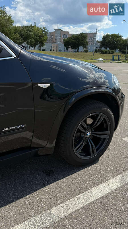 Внедорожник / Кроссовер BMW X5 2011 в Киеве