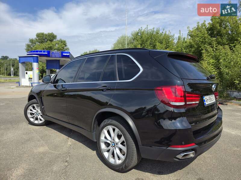 Позашляховик / Кросовер BMW X5 2016 в Києві
