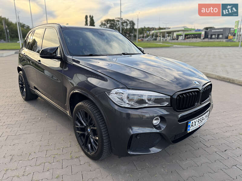 Позашляховик / Кросовер BMW X5 2016 в Харкові