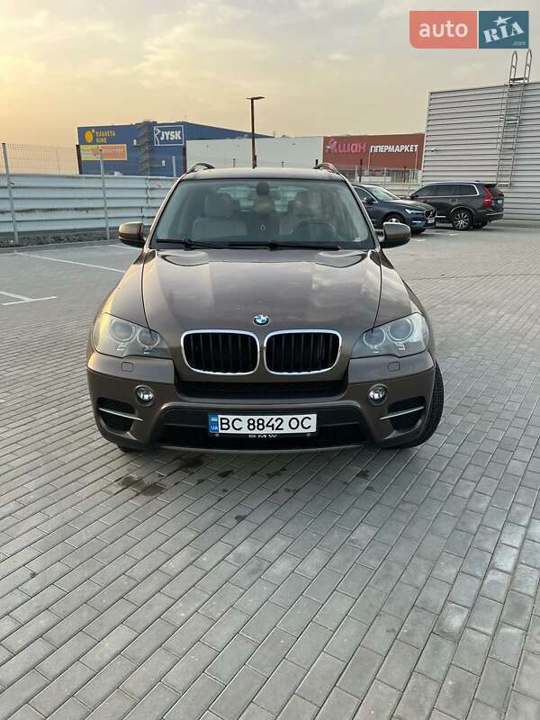 BMW X5 2011