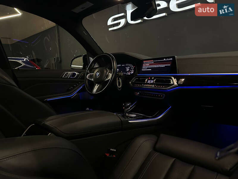 Внедорожник / Кроссовер BMW X5 2019 в Николаеве