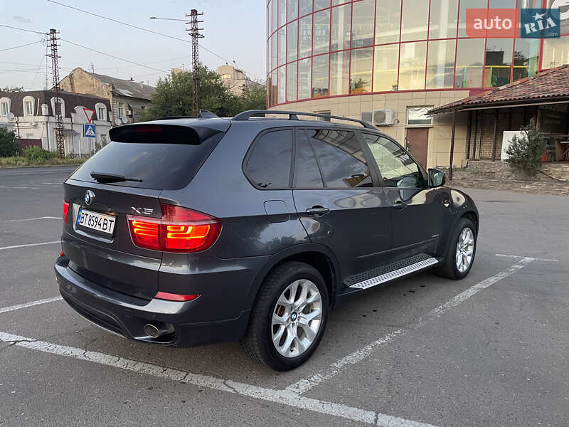 Внедорожник / Кроссовер BMW X5 2010 в Николаеве