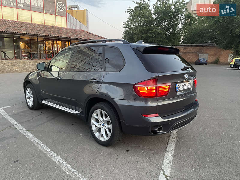 Внедорожник / Кроссовер BMW X5 2010 в Николаеве