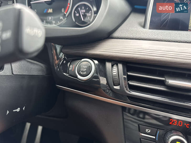 Внедорожник / Кроссовер BMW X5 2015 в Ровно