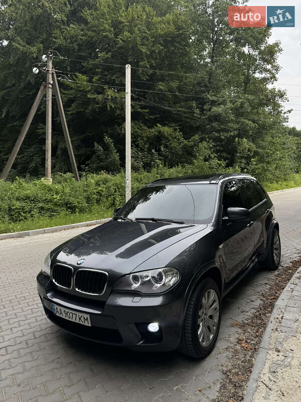 Внедорожник / Кроссовер BMW X5 2012 в Львове