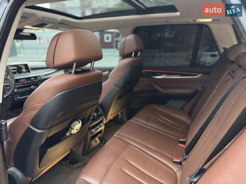 Внедорожник / Кроссовер BMW X5 2015 в Запорожье