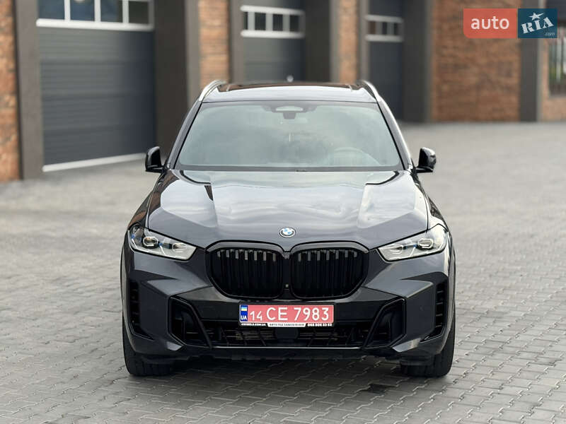 Внедорожник / Кроссовер BMW X5 2019 в Черновцах