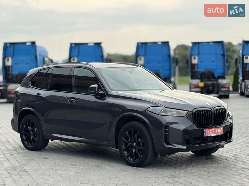 Внедорожник / Кроссовер BMW X5 2019 в Черновцах