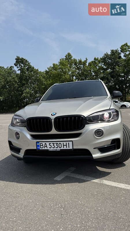 Внедорожник / Кроссовер BMW X5 2014 в Кропивницком