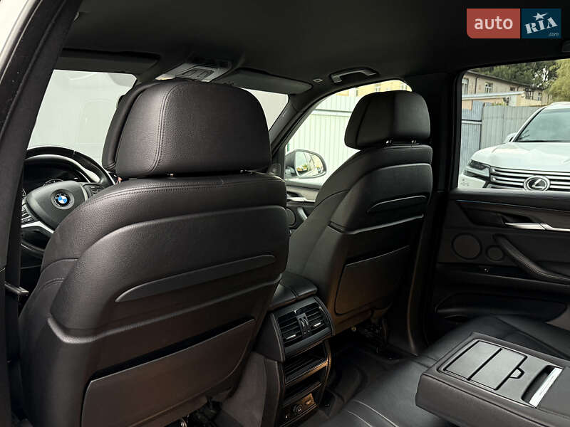 Внедорожник / Кроссовер BMW X5 2016 в Киеве