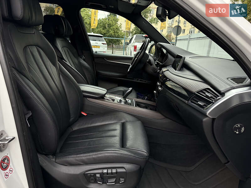 Внедорожник / Кроссовер BMW X5 2016 в Киеве