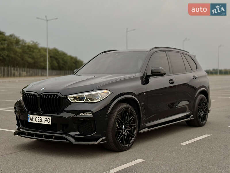 Позашляховик / Кросовер BMW X5 2021 в Дніпрі