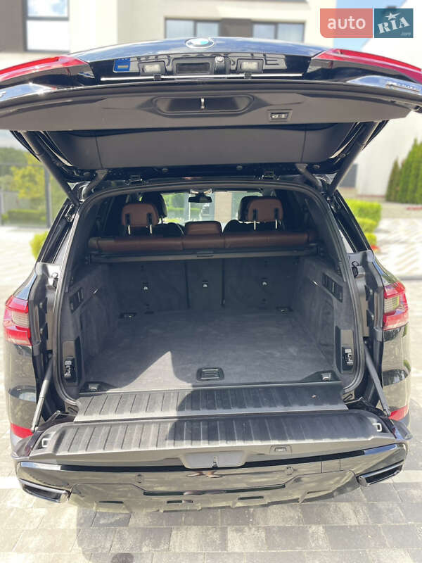 Внедорожник / Кроссовер BMW X5 2019 в Ужгороде