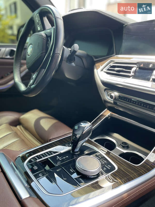 Внедорожник / Кроссовер BMW X5 2019 в Ужгороде