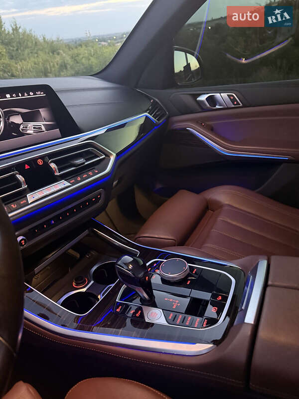 Внедорожник / Кроссовер BMW X5 2019 в Ужгороде